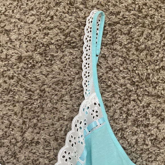 NWOT Victoria’s Secret Eyelet Lace Cotton Slip - Picture 9 of 13